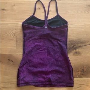 Lululemon size 4 top
